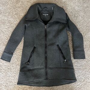 Steve Madden grey sweat jacket. Very warm! 3/4 sleeve size s